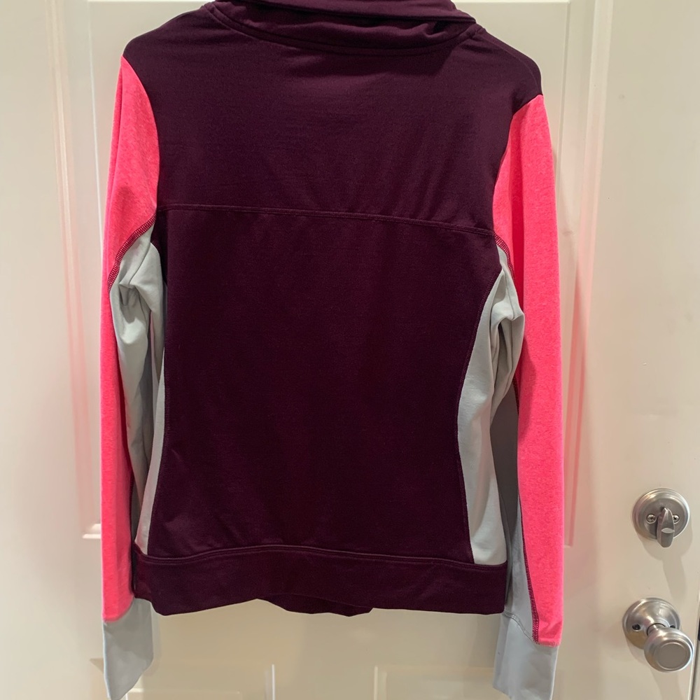 Victoria Secrets Pink - Picture 2 of 6